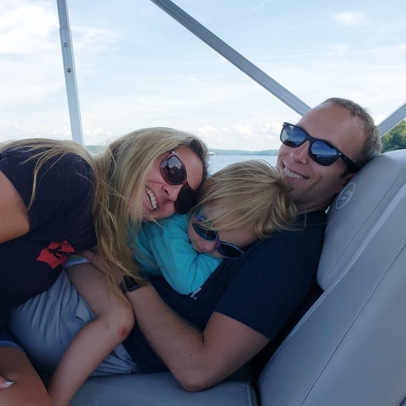 Meet your Posher, Meagan - Picture 1 of 1